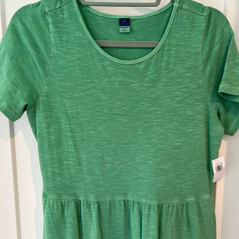 Brand new maxi dress in green